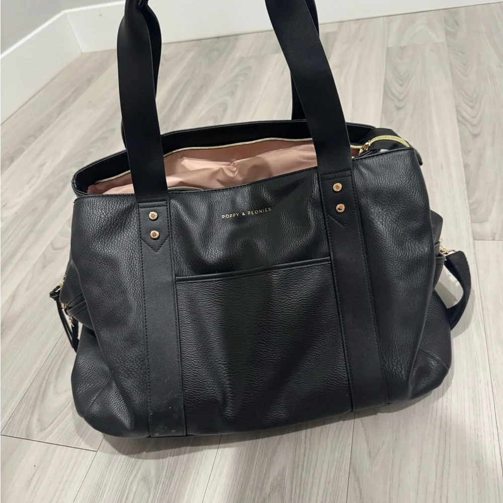 Poppy & Peonies Black Pebbled Leather Baby Bag with Blush Lining - Picture 1 of 2